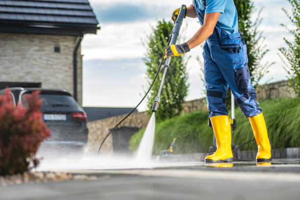 Why Choose Our Certified Pressure Washing Experts for Your Project Needs in West Buechel, KY?
